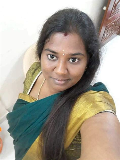 aunty sex xxx tamil|Tamil village sex ilam kani matrum aunty ookum videos